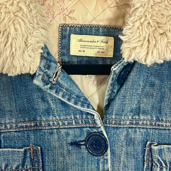 Vintage Abercrombie &‎ Fitch Denim Jacket - Picture 2 of 4